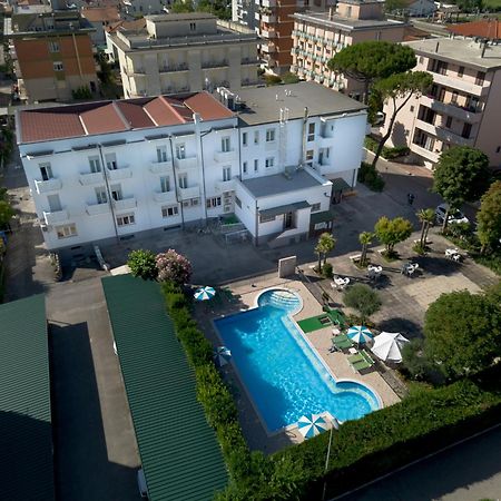 Hotel Vannini Rimini Ngoại thất bức ảnh