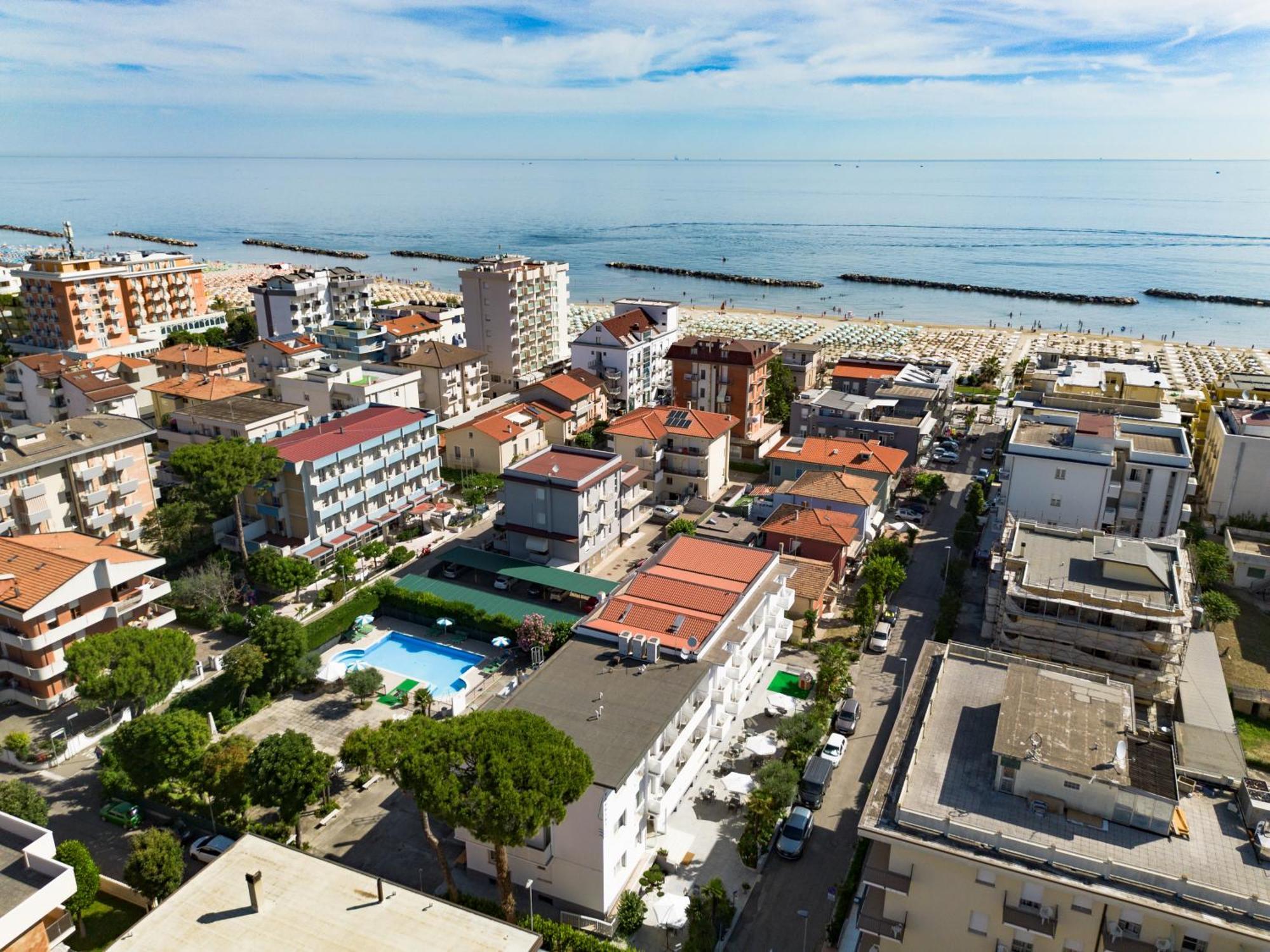 Hotel Vannini Rimini Ngoại thất bức ảnh