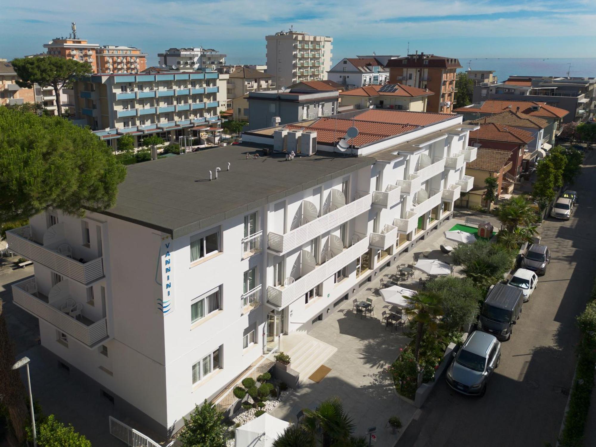 Hotel Vannini Rimini Ngoại thất bức ảnh