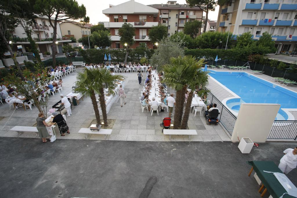 Hotel Vannini Rimini Ngoại thất bức ảnh